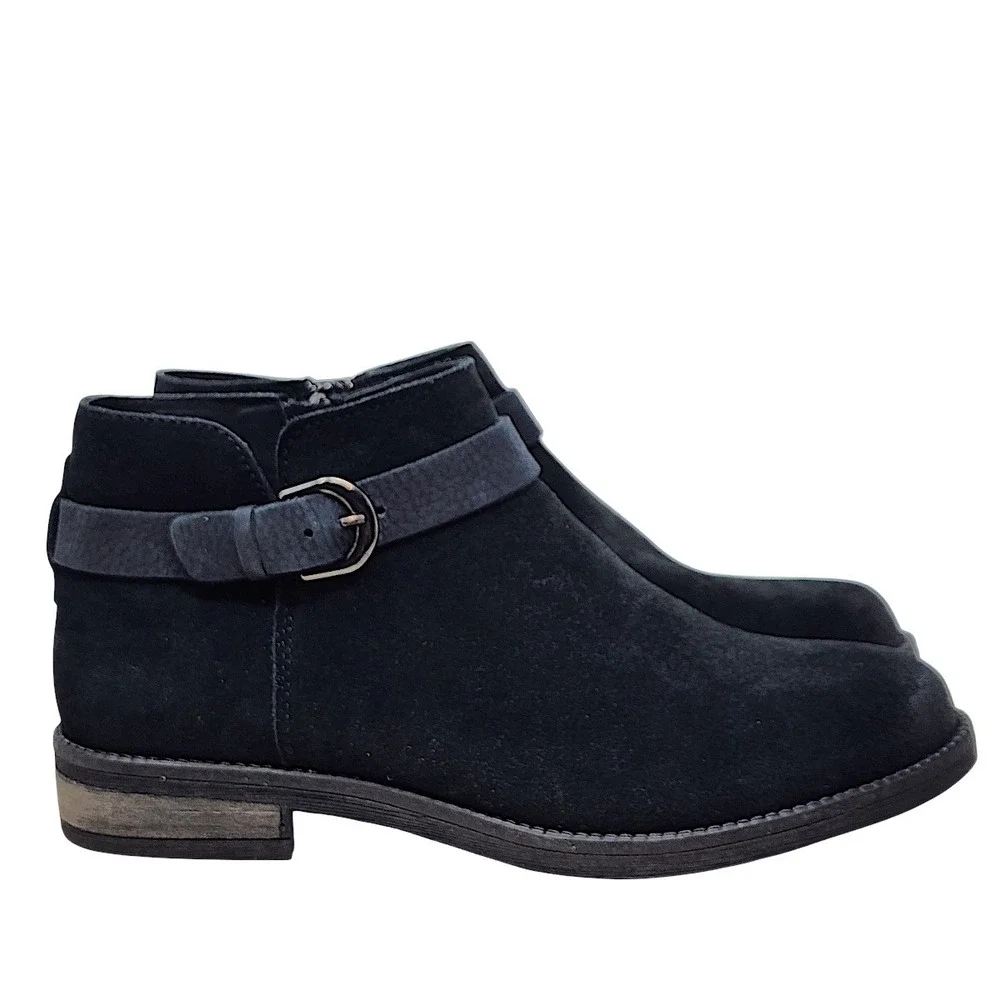 Clarks msrp $130